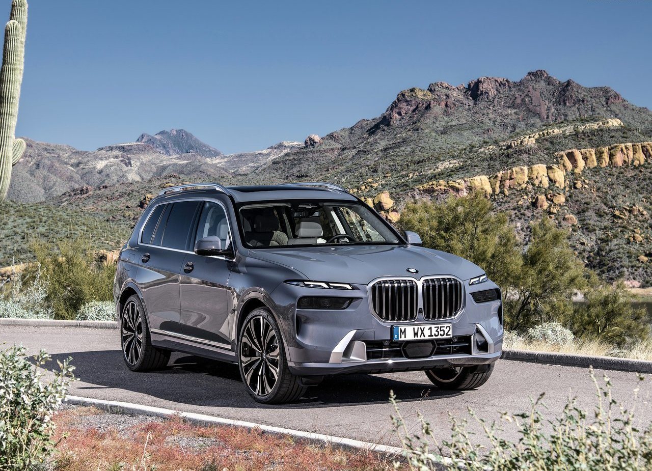 2023 - BMW X7, foto 32