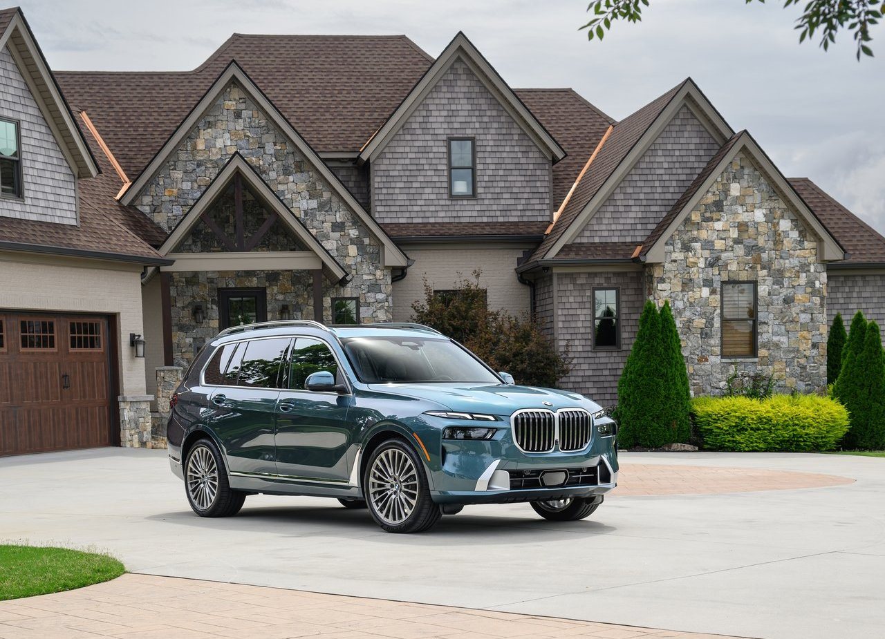 2023 - BMW X7, foto 43