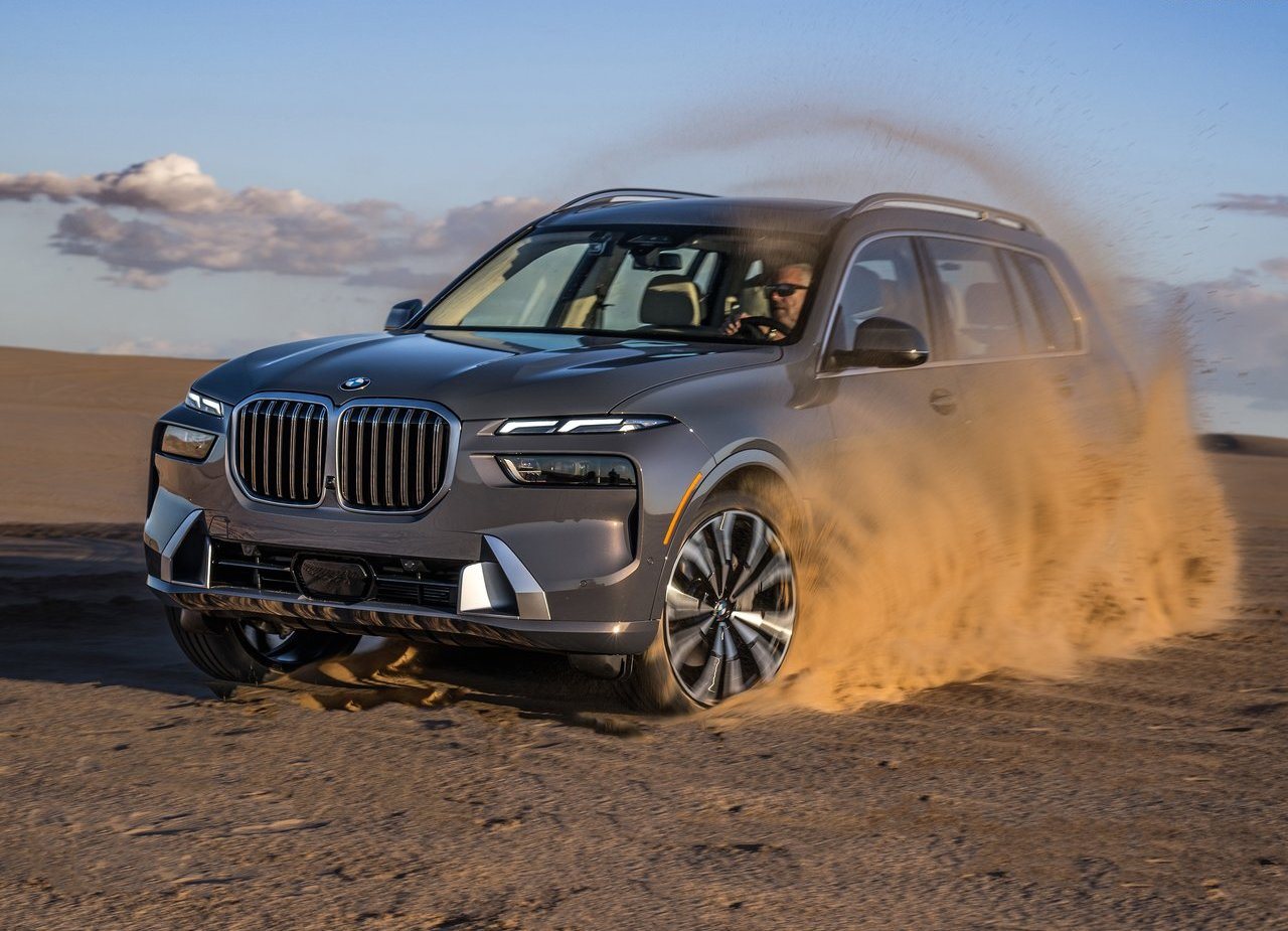 2023 - BMW X7, foto 54