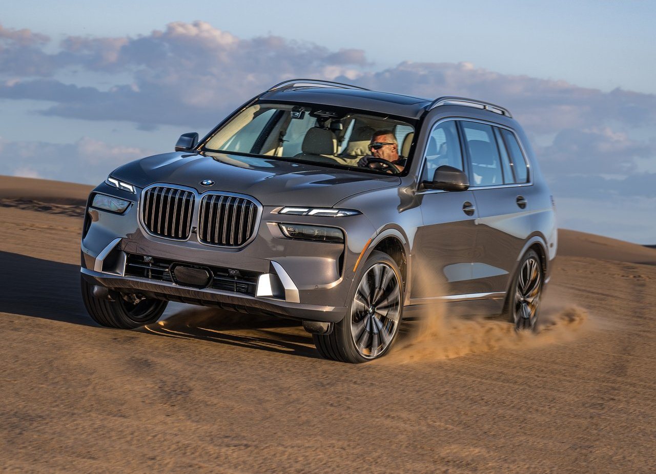 2023 - BMW X7, foto 55