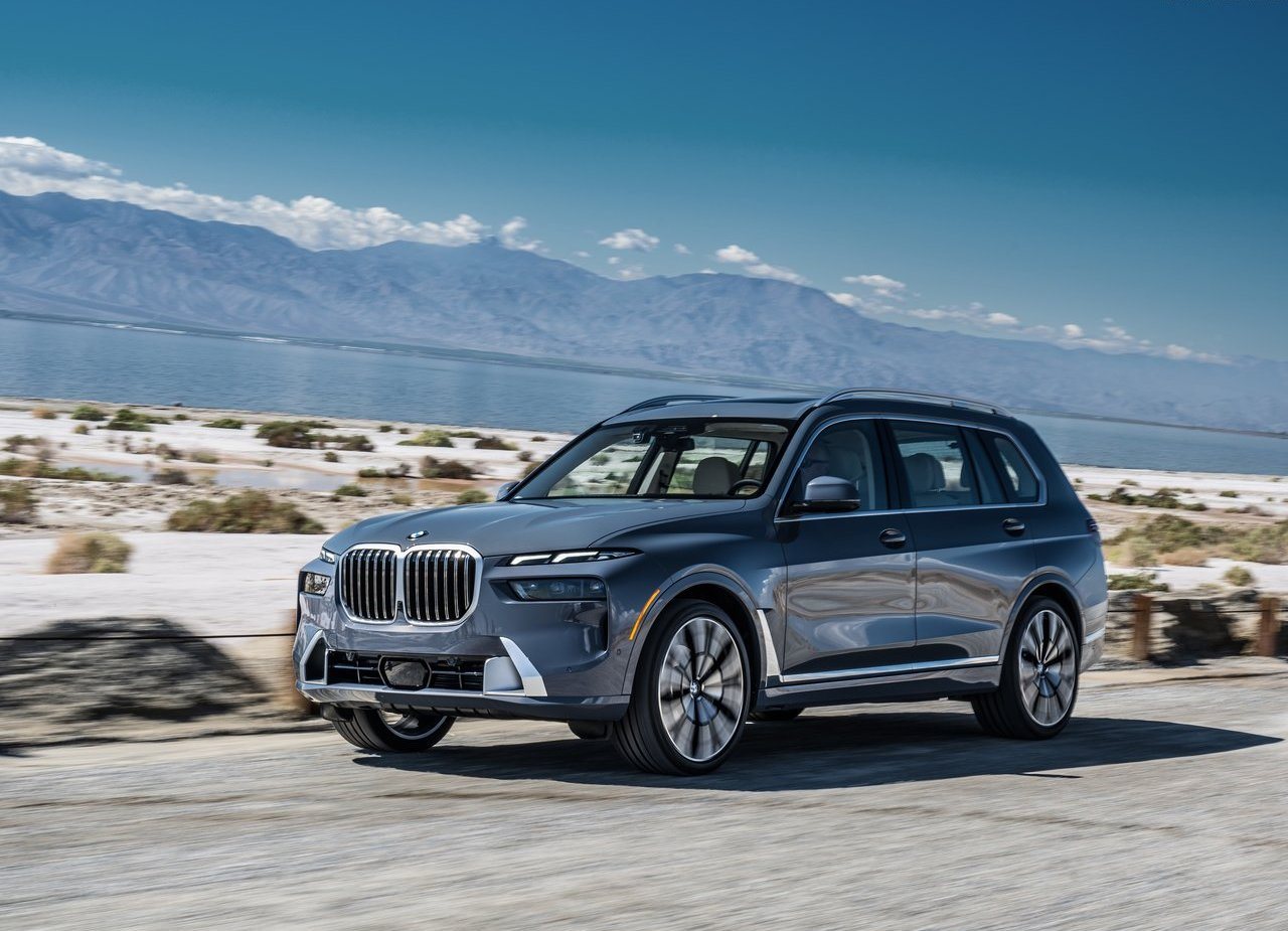 2023 - BMW X7, foto 72