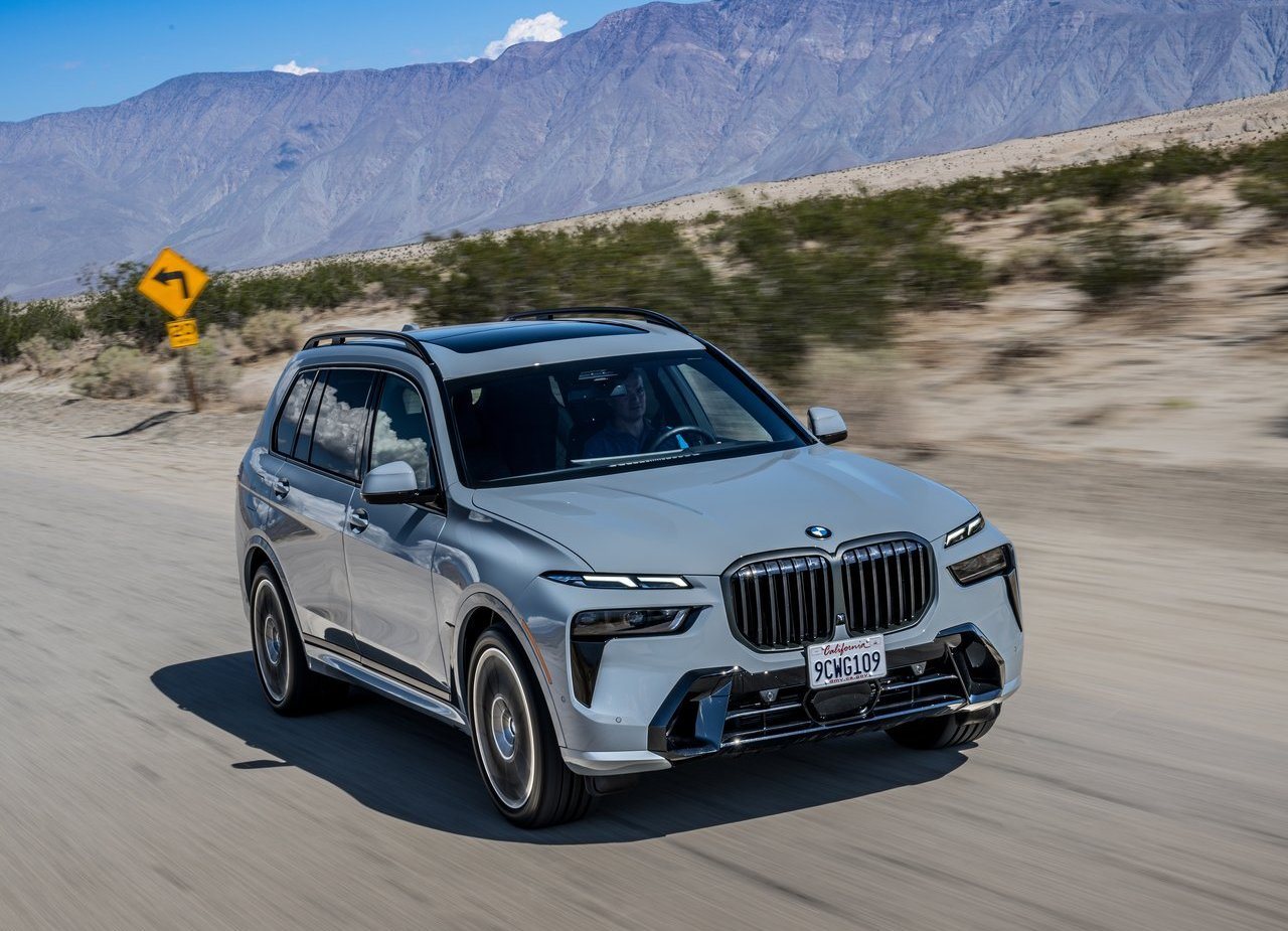 2023 - BMW X7, foto 75