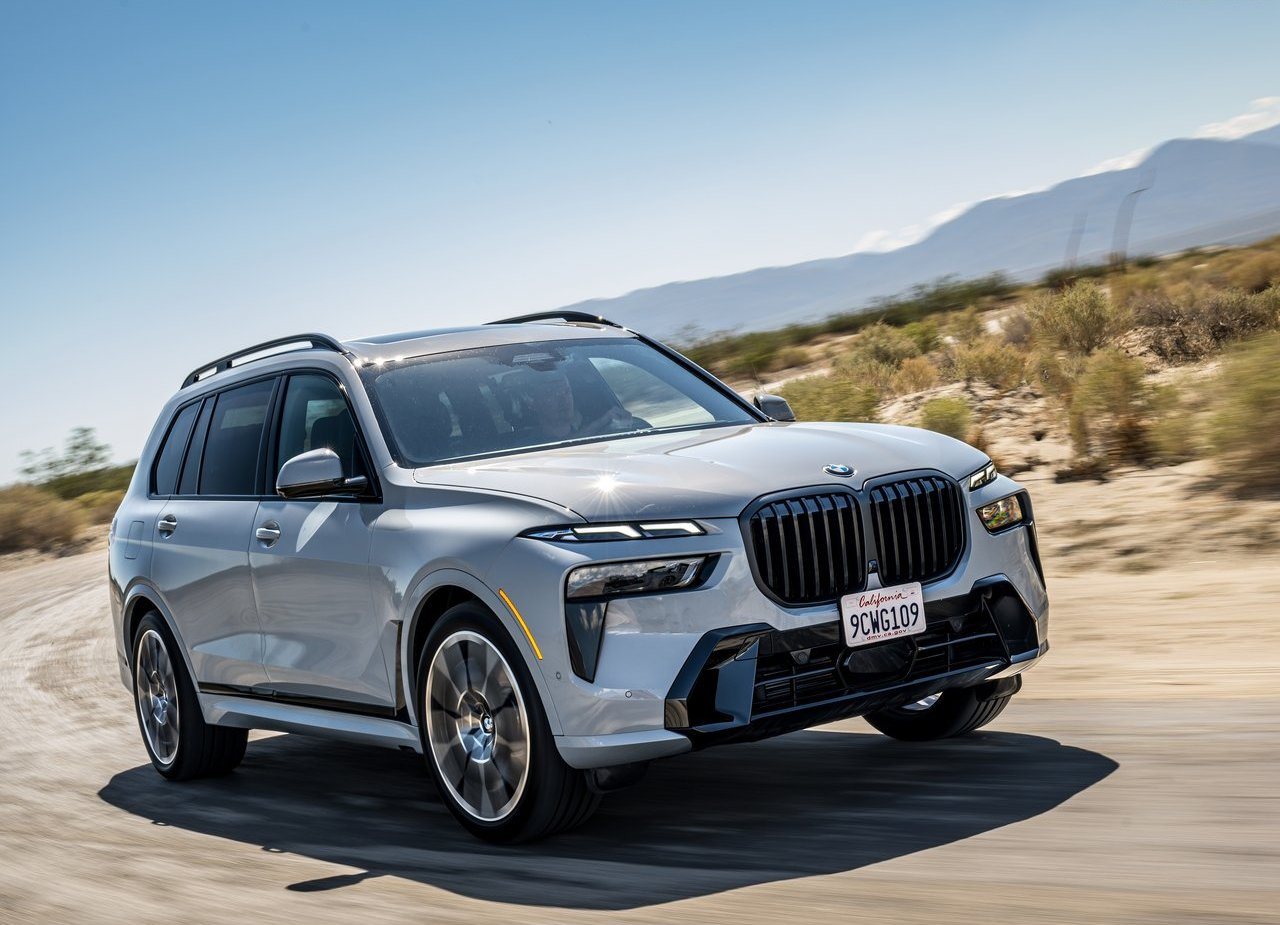 2023 - BMW X7, foto 76