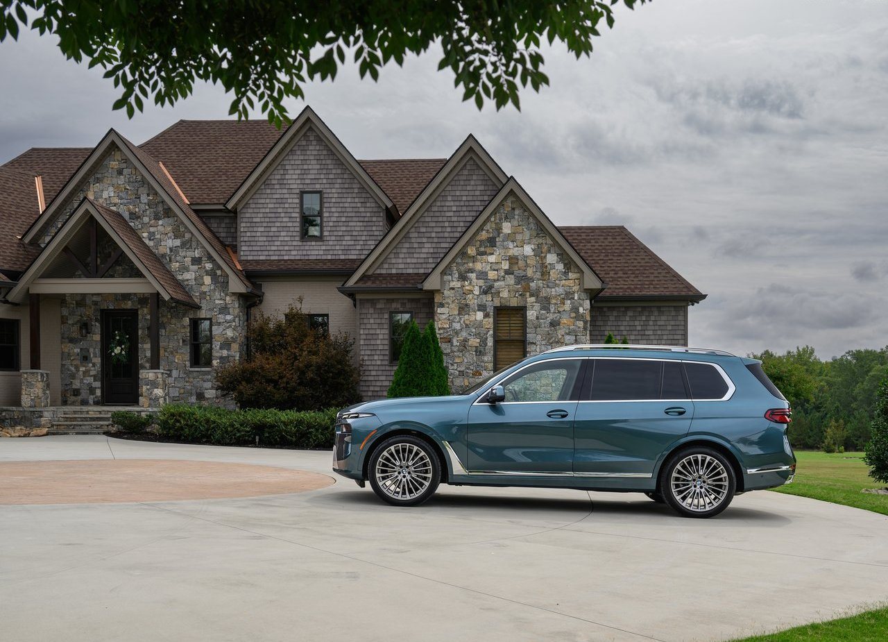 2023 - BMW X7, foto 88