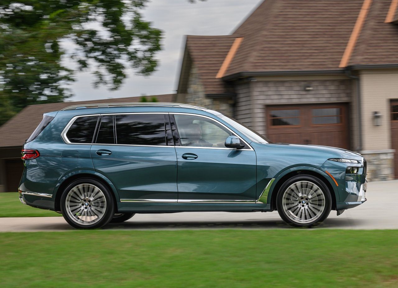 2023 - BMW X7, foto 95
