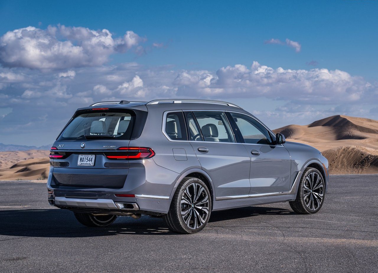 2023 - BMW X7, foto 106