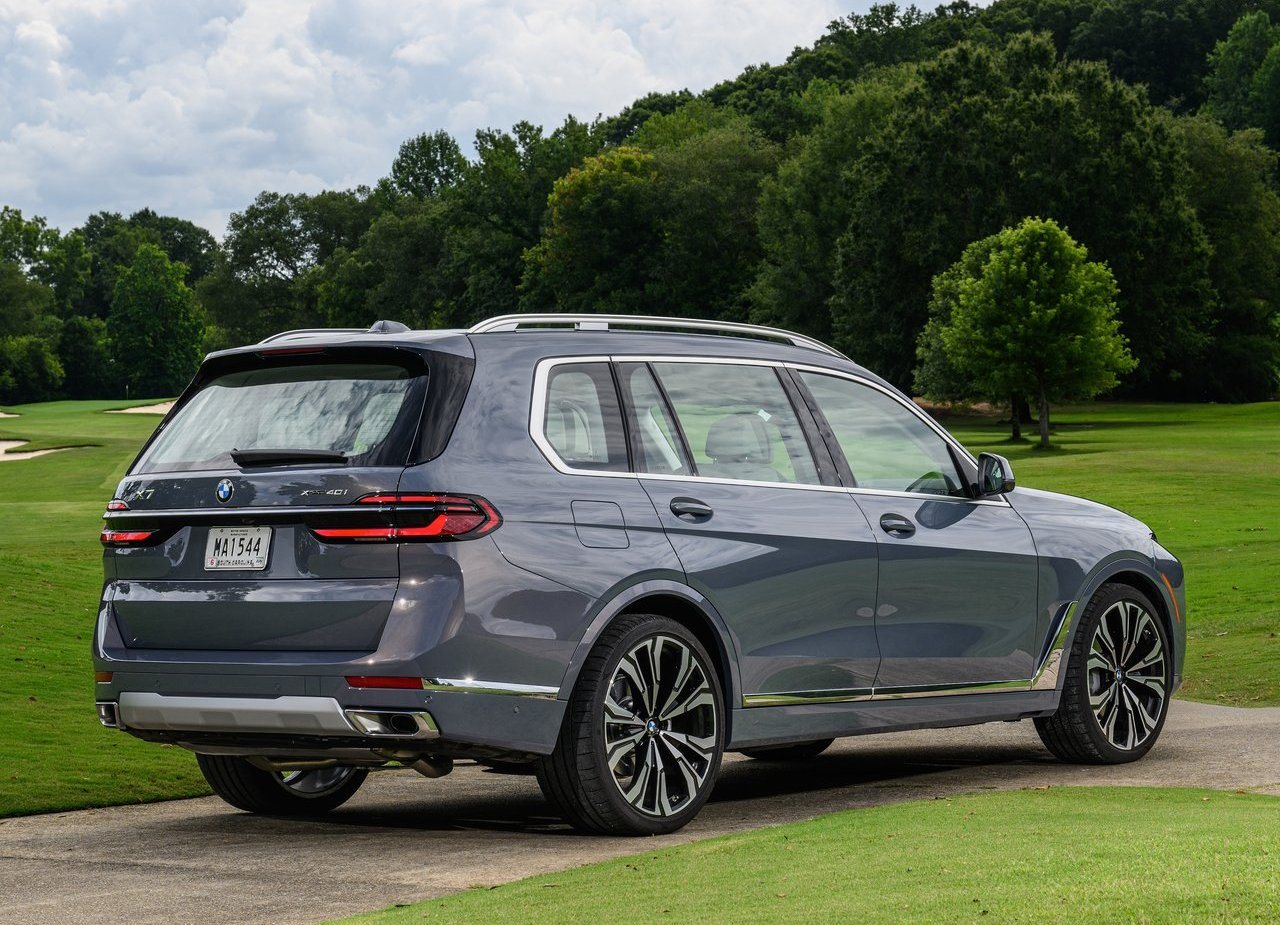 2023 - BMW X7, foto 109