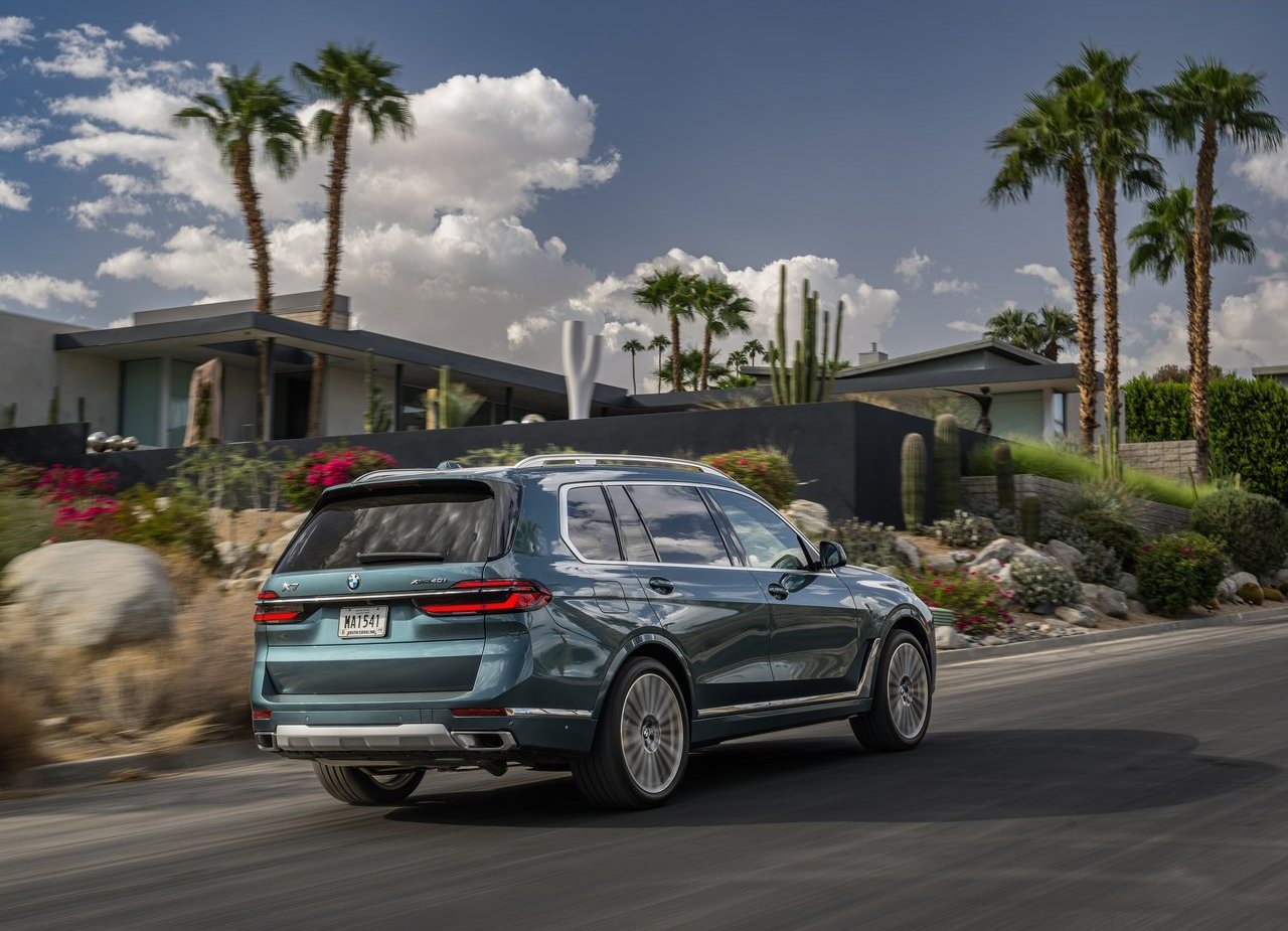 2023 - BMW X7, foto 115
