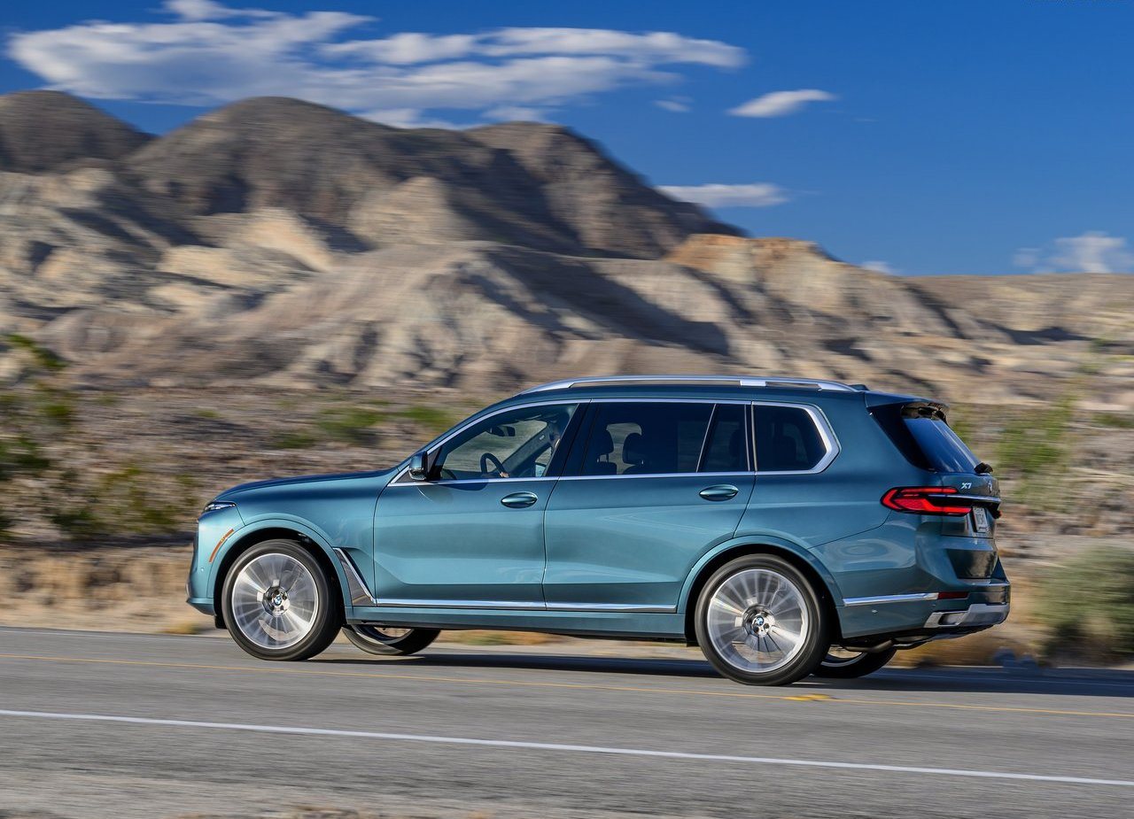 2023 - BMW X7, foto 125