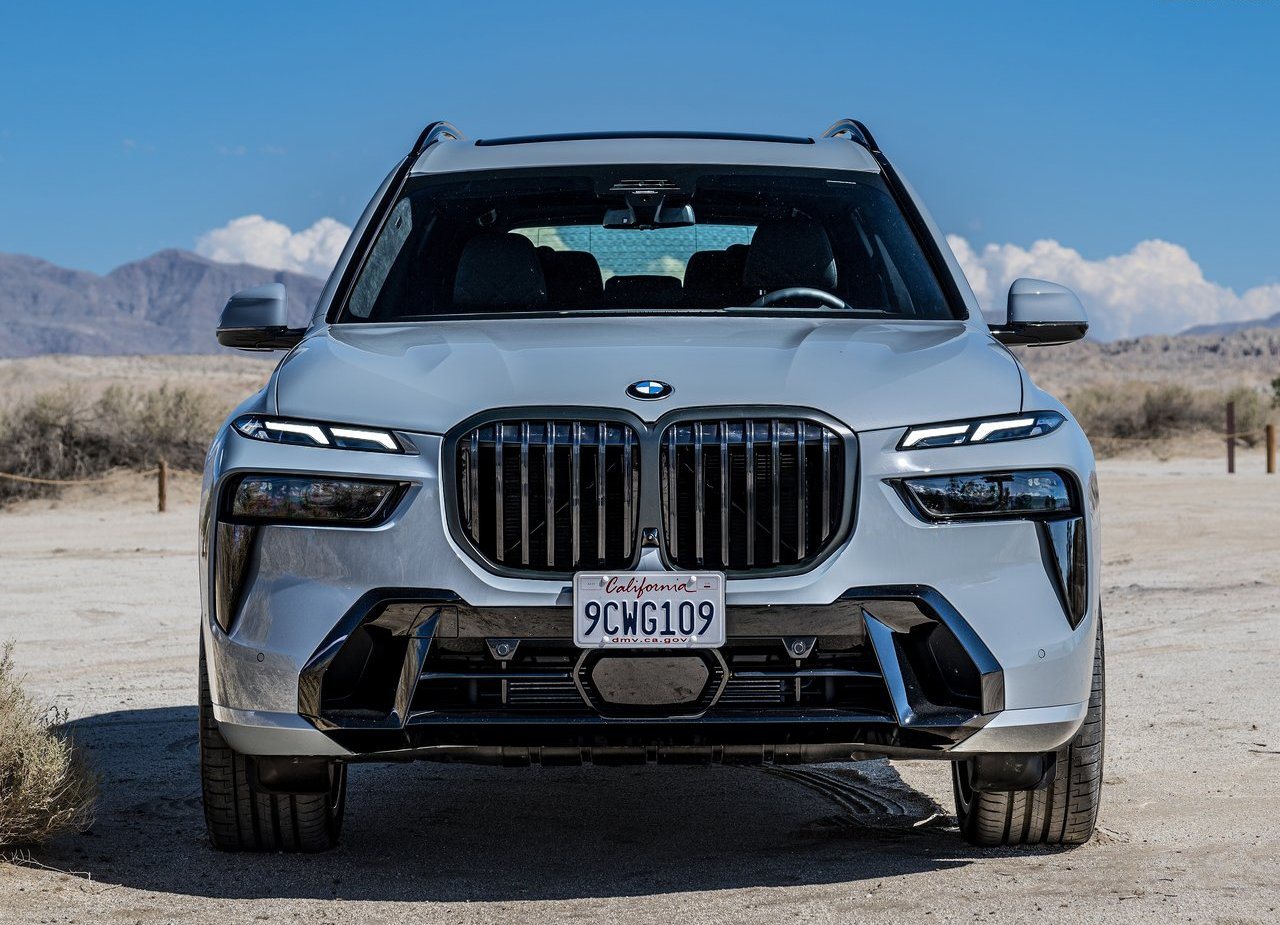 2023 - BMW X7, foto 128