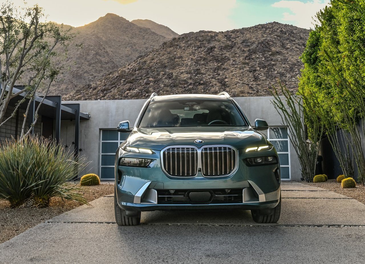 2023 - BMW X7, foto 132