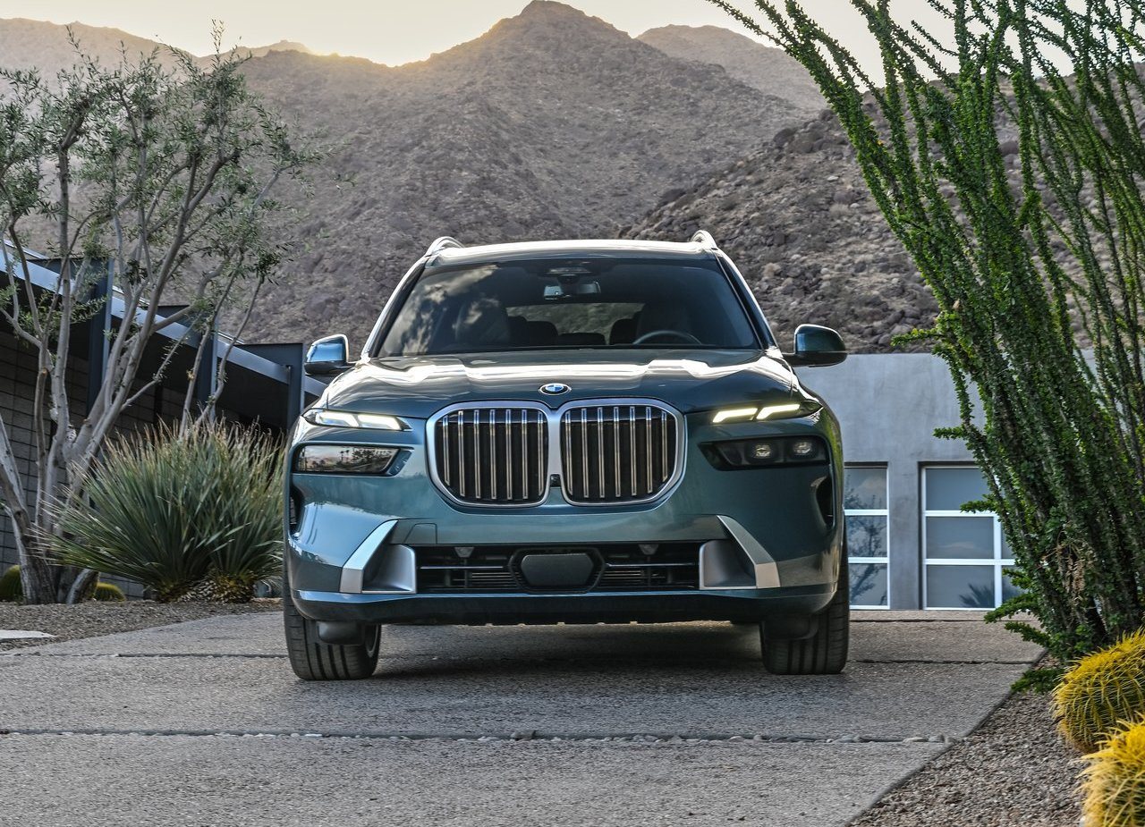 2023 - BMW X7, foto 133