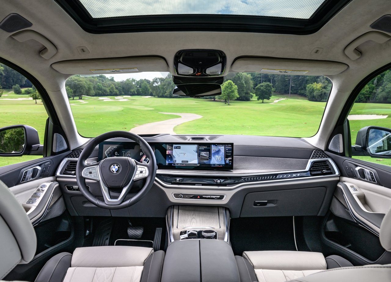 2023 - BMW X7, foto 159