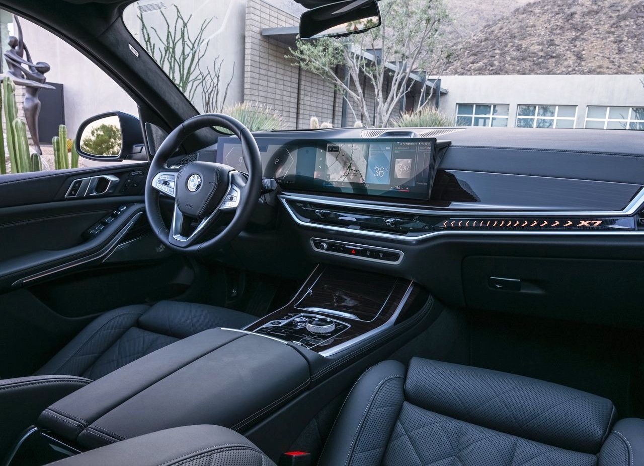 2023 - BMW X7, foto 167