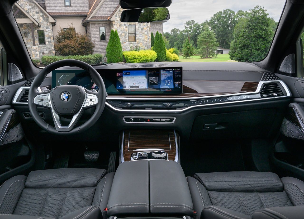 2023 - BMW X7, foto 174