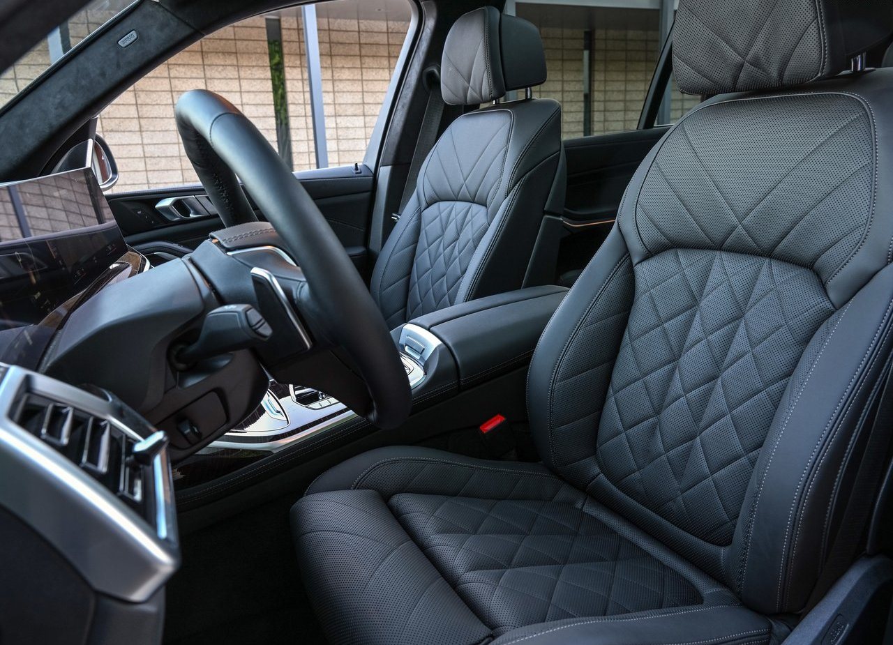 2023 - BMW X7, foto 182