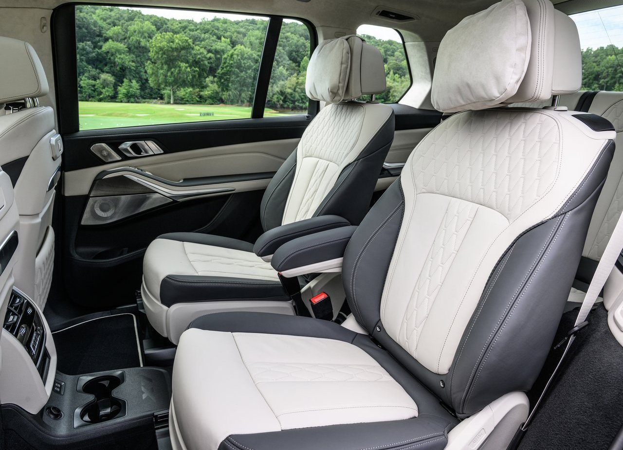 2023 - BMW X7, foto 186