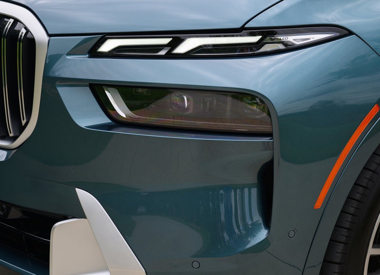 2023 - BMW X7, foto 209