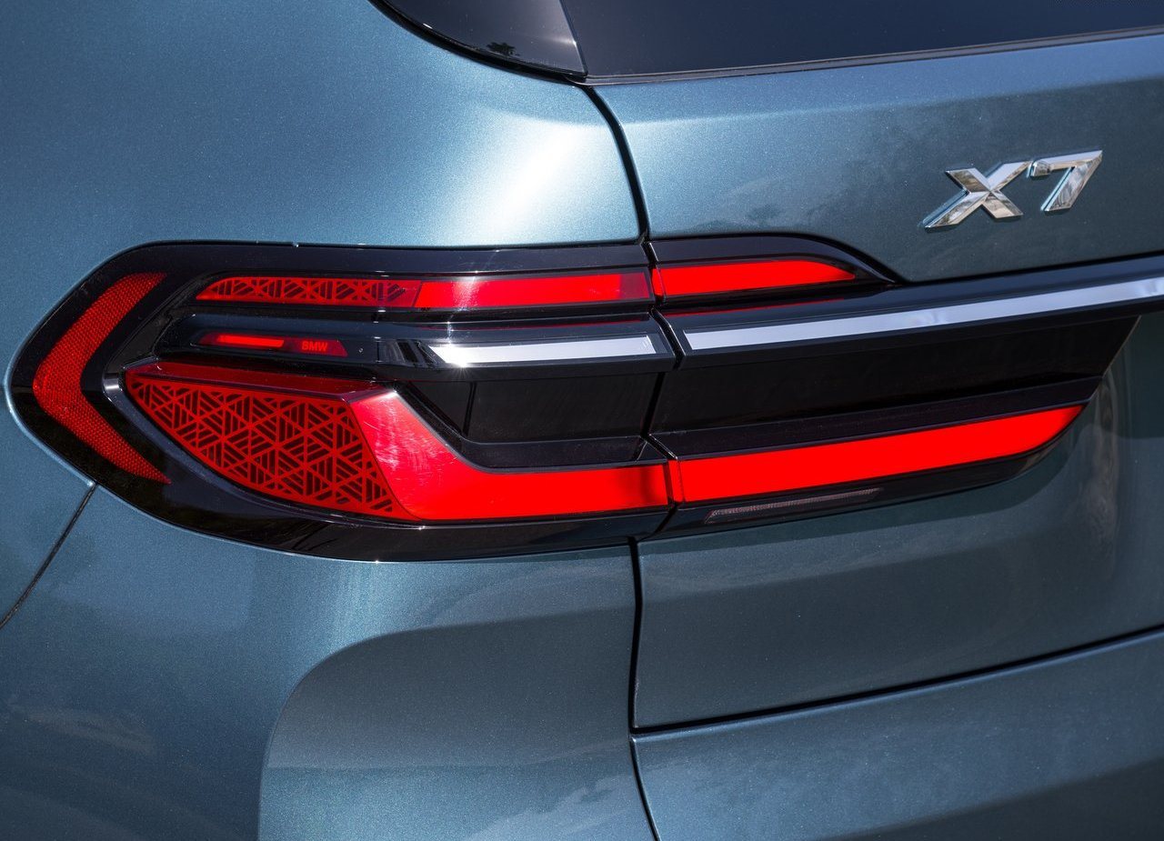 2023 - BMW X7, foto 214