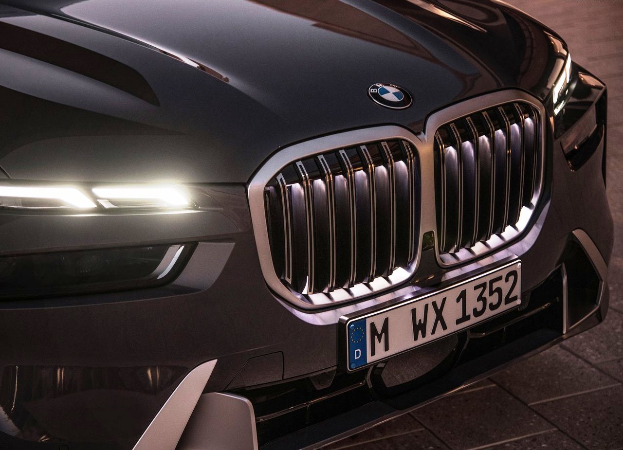 2023 - BMW X7, foto 221