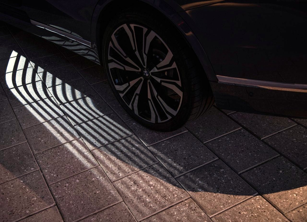 2023 - BMW X7, foto 230