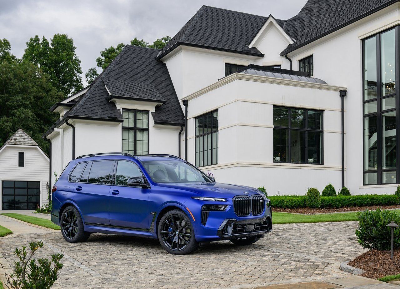 2023 - BMW X7 M60i, foto 23