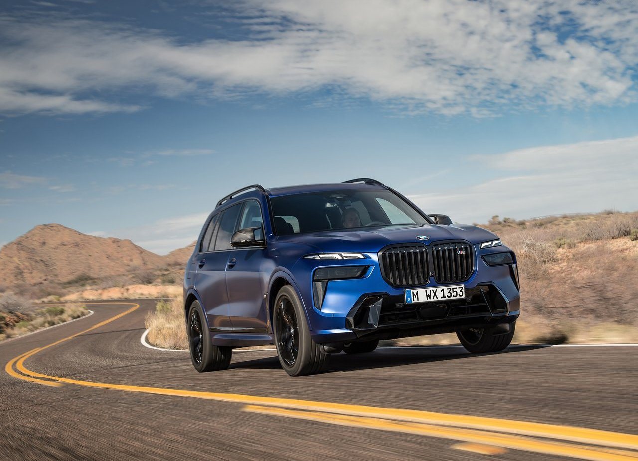 2023 - BMW X7 M60i, foto 30