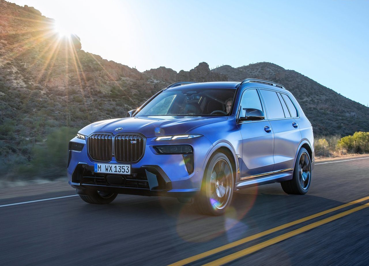 2023 - BMW X7 M60i, foto 37