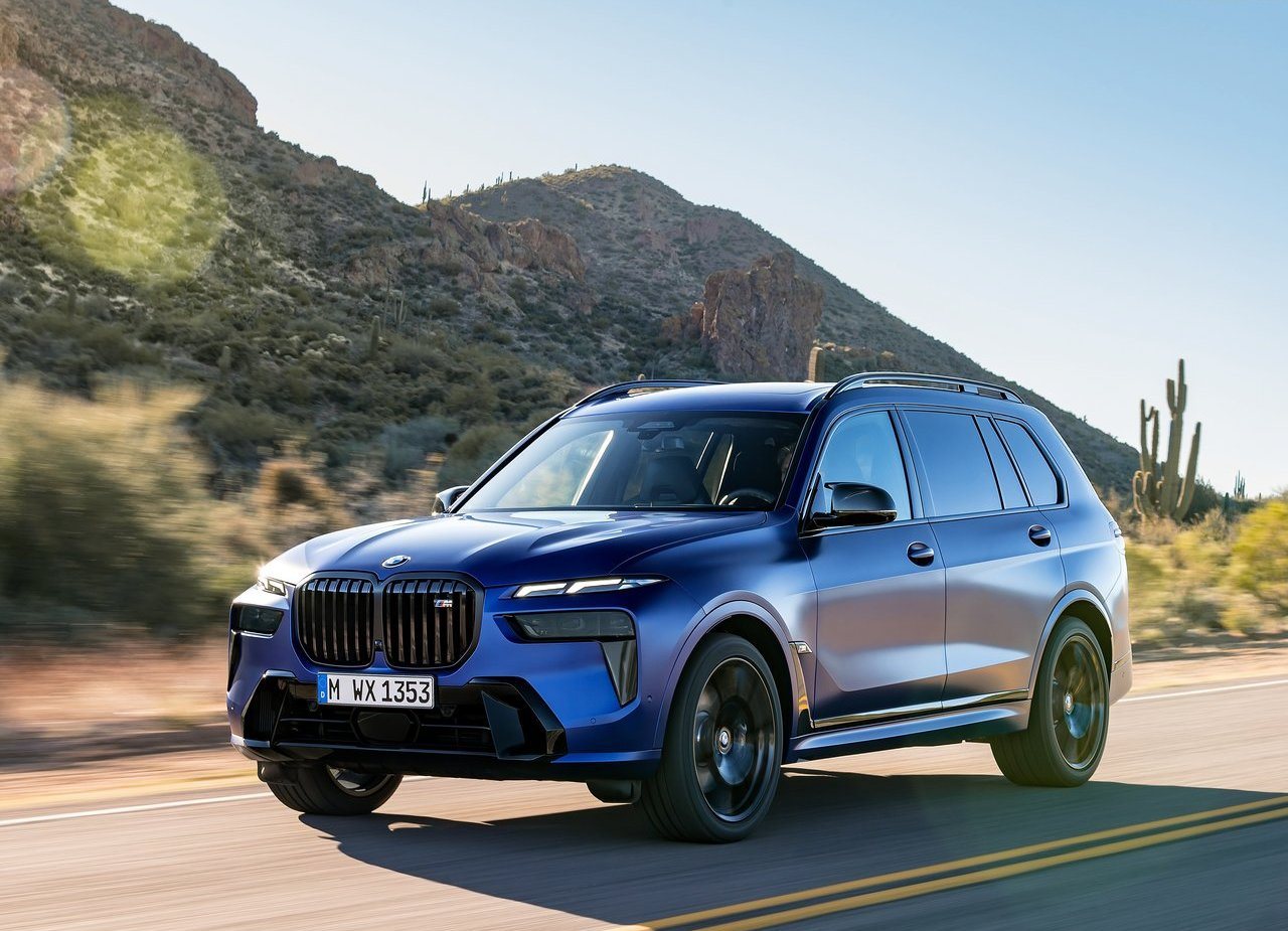 2023 - BMW X7 M60i, foto 42
