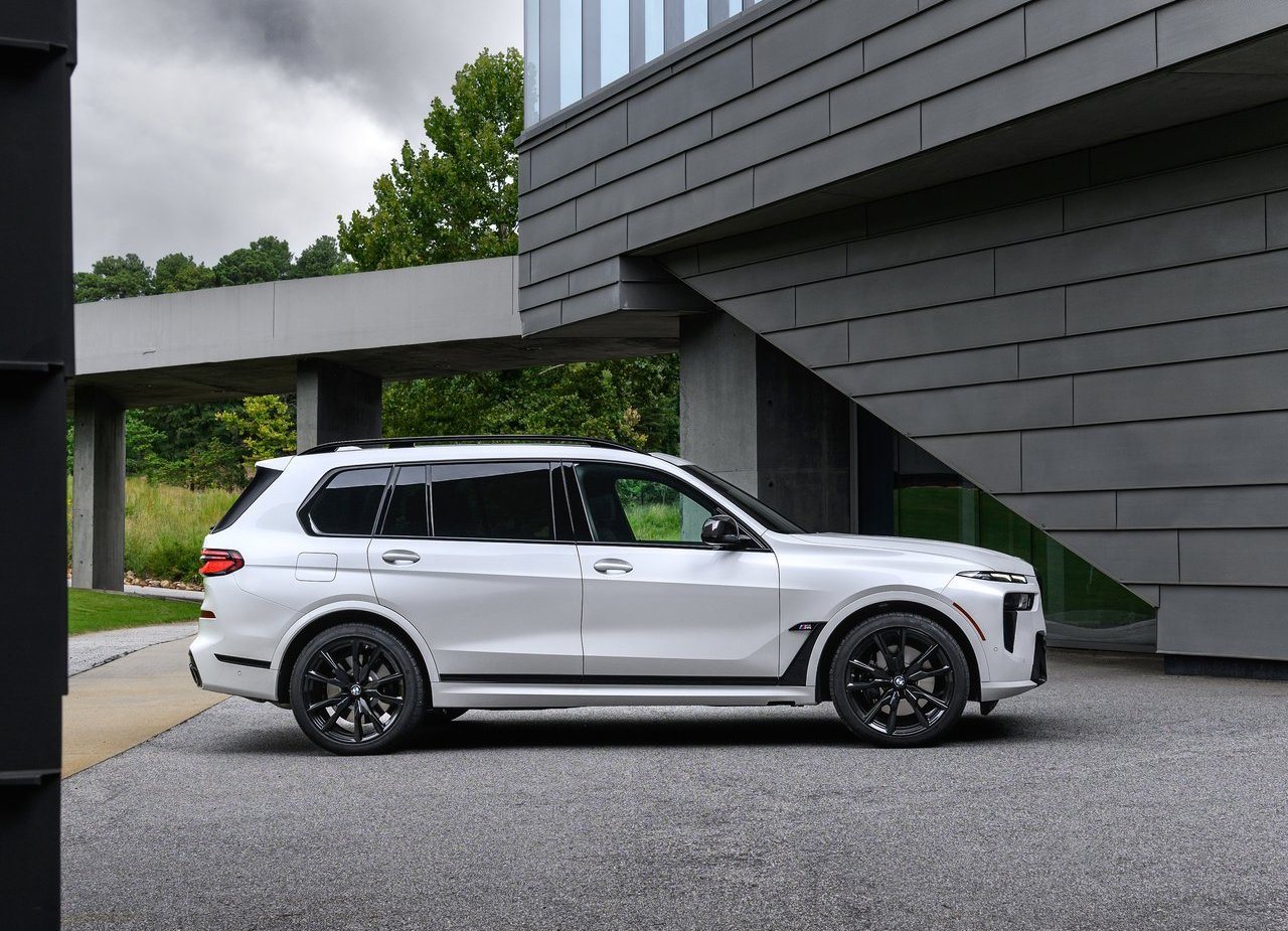 2023 - BMW X7 M60i, foto 58