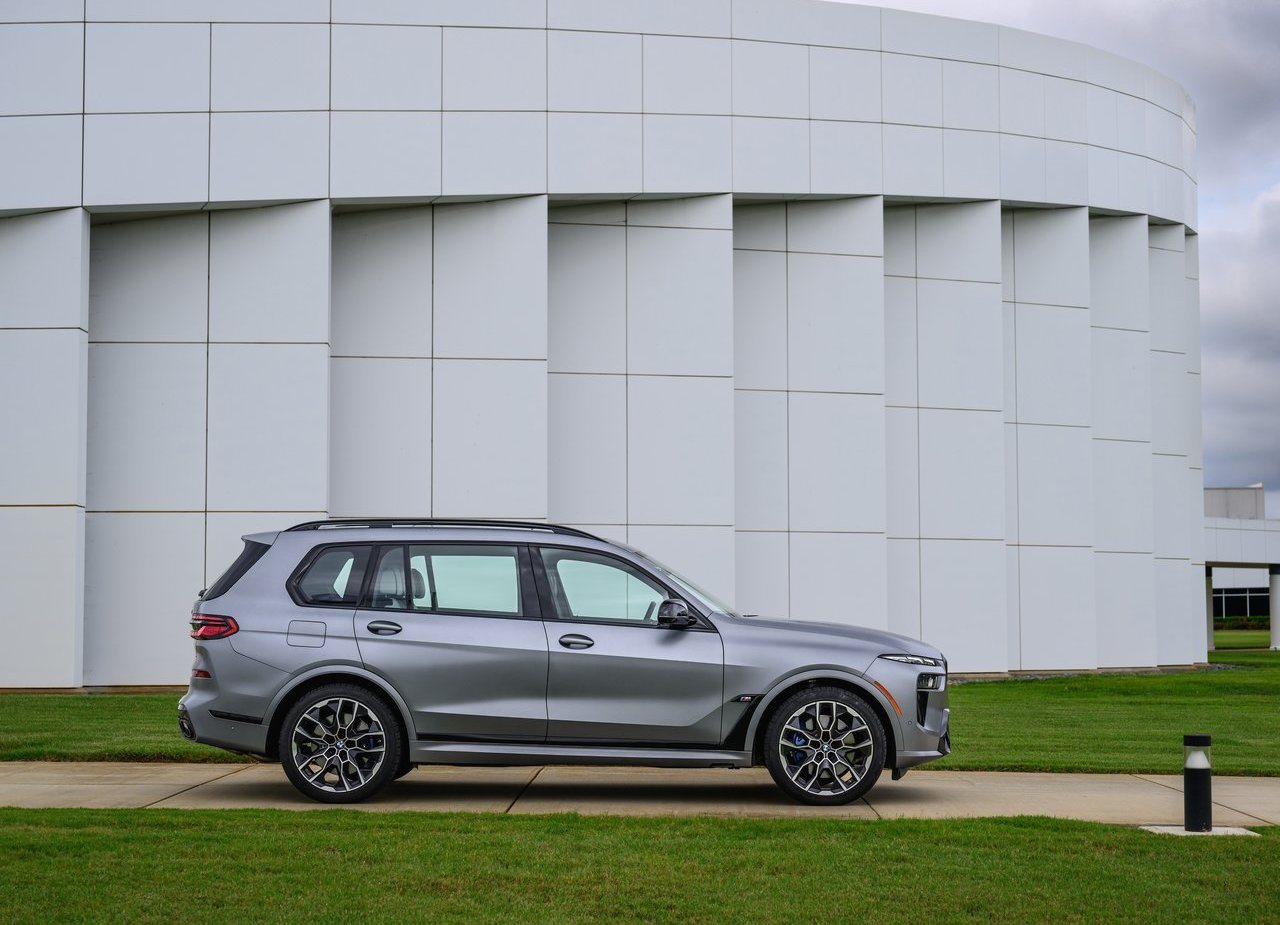2023 - BMW X7 M60i, foto 59