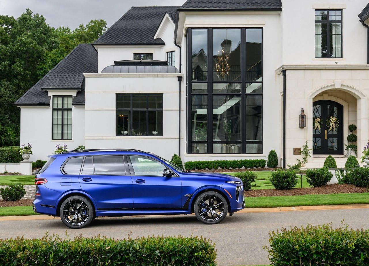 2023 - BMW X7 M60i, foto 65