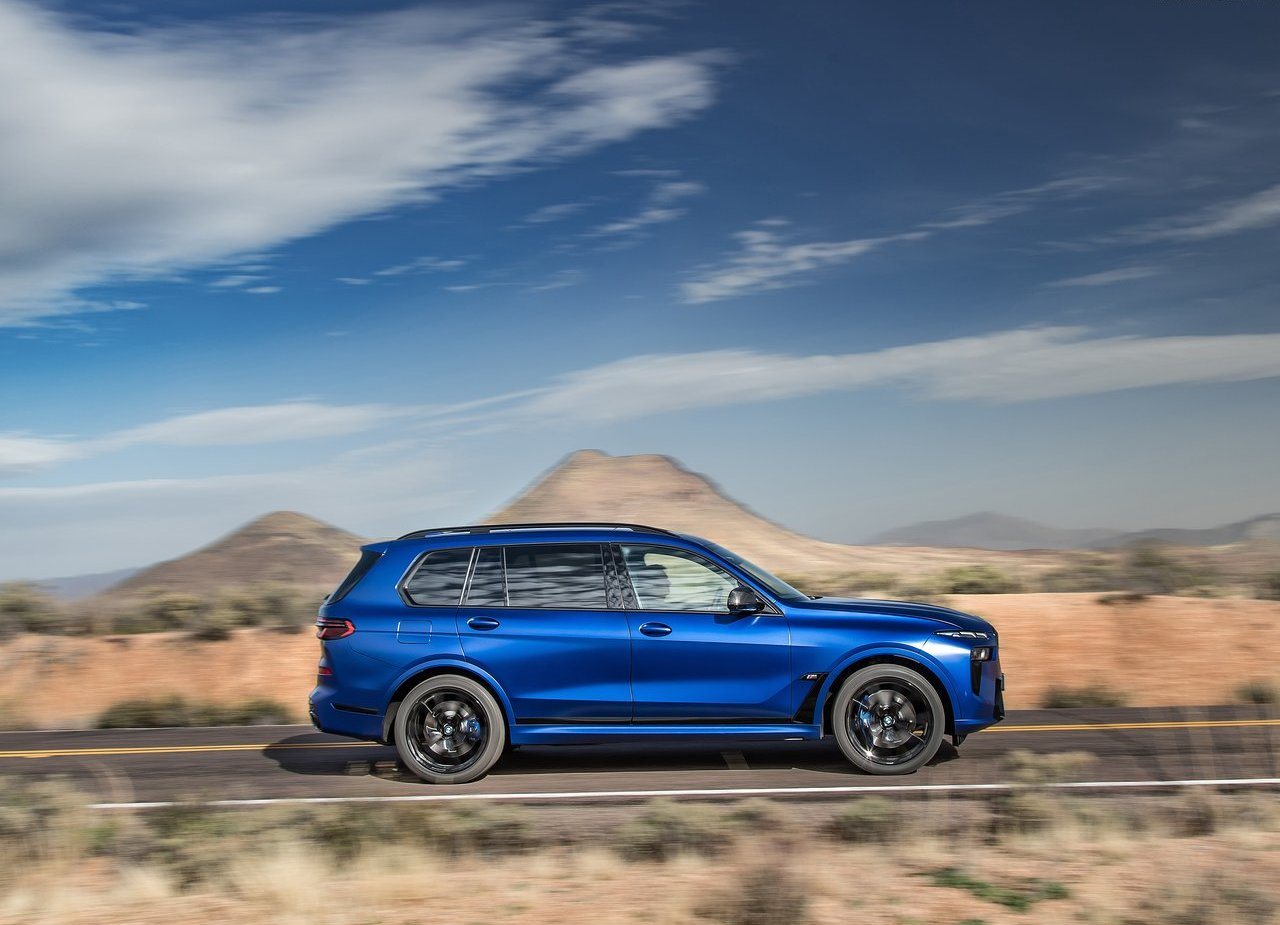 2023 - BMW X7 M60i, foto 68