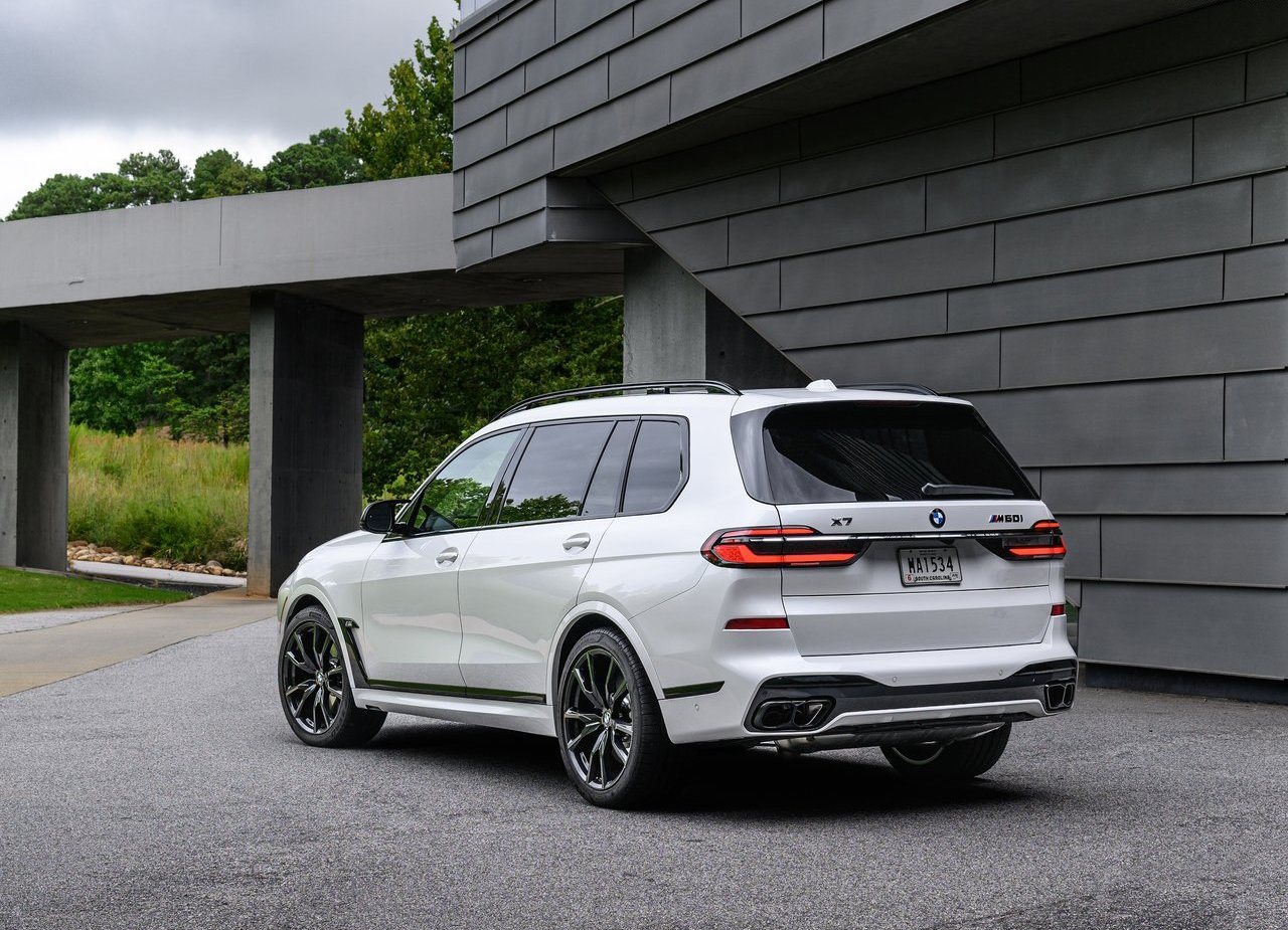2023 - BMW X7 M60i, foto 77