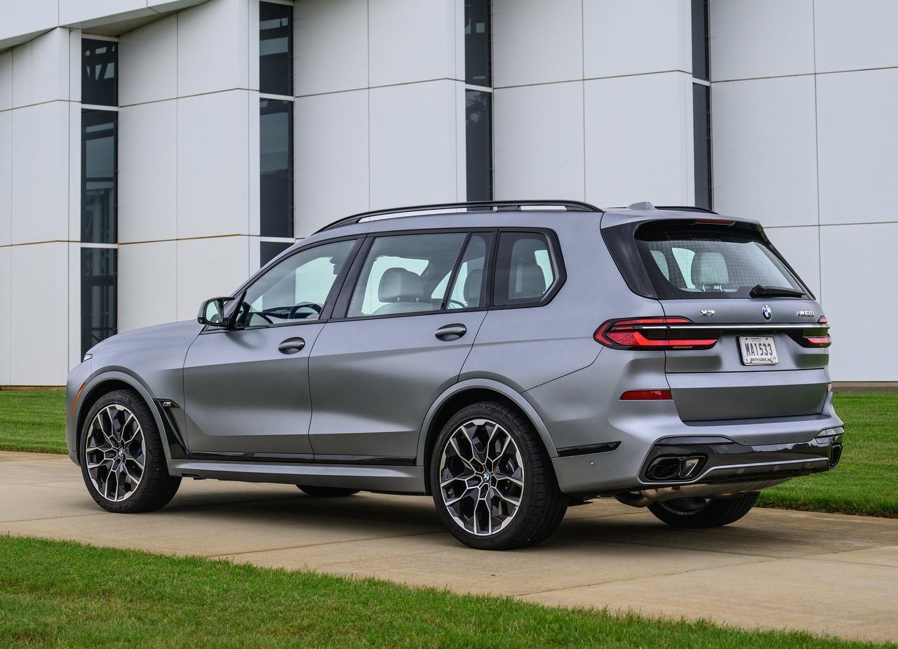 2023 - BMW X7 M60i, foto 81