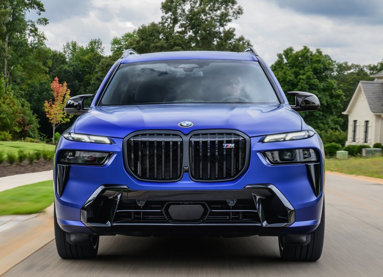 2023 - BMW X7 M60i, foto 109