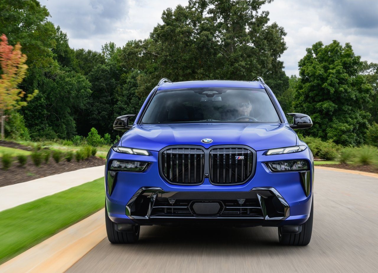2023 - BMW X7 M60i, foto 110