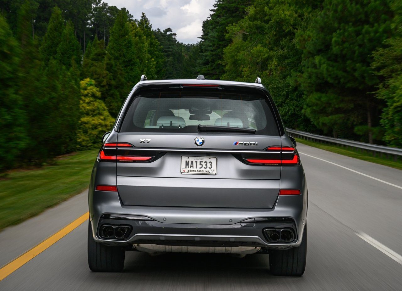 2023 - BMW X7 M60i, foto 116