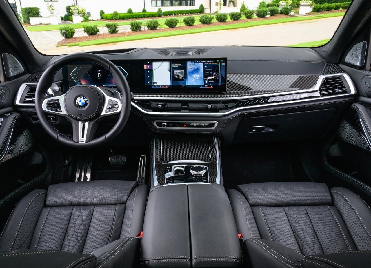 2023 - BMW X7 M60i, foto 130