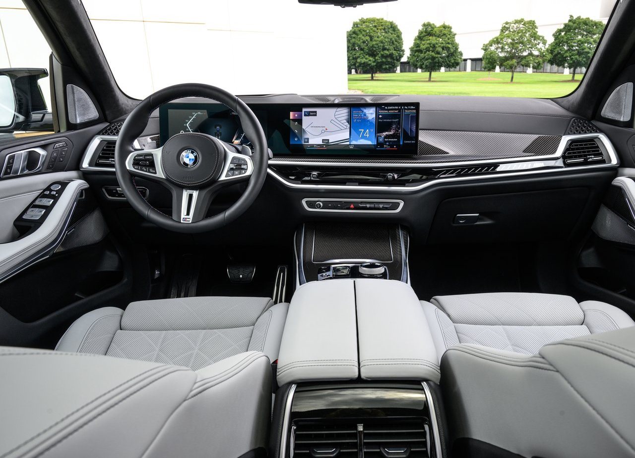 2023 - BMW X7 M60i, foto 133