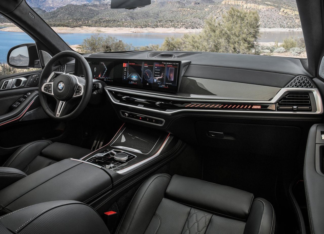2023 - BMW X7 M60i, foto 138