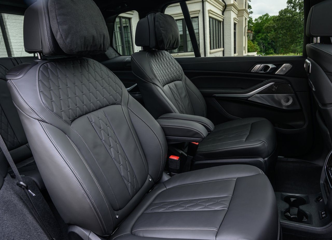 2023 - BMW X7 M60i, foto 143