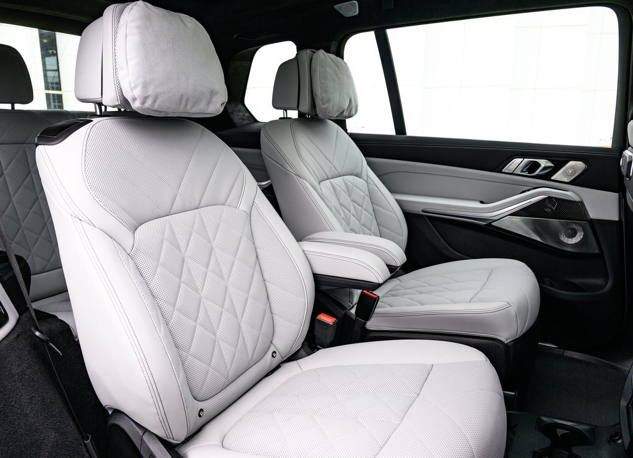 2023 - BMW X7 M60i, foto 149