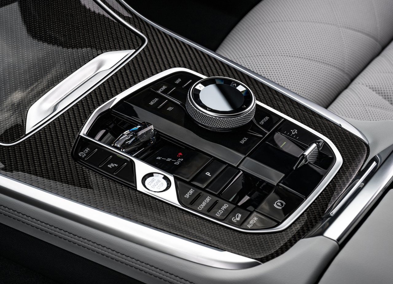 2023 - BMW X7 M60i, foto 156