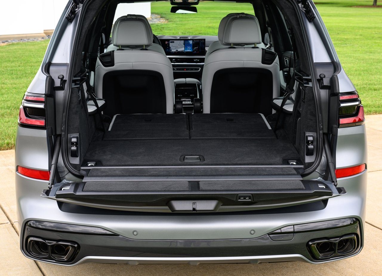 2023 - BMW X7 M60i, foto 167
