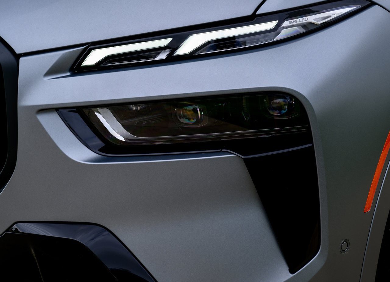 2023 - BMW X7 M60i, foto 177