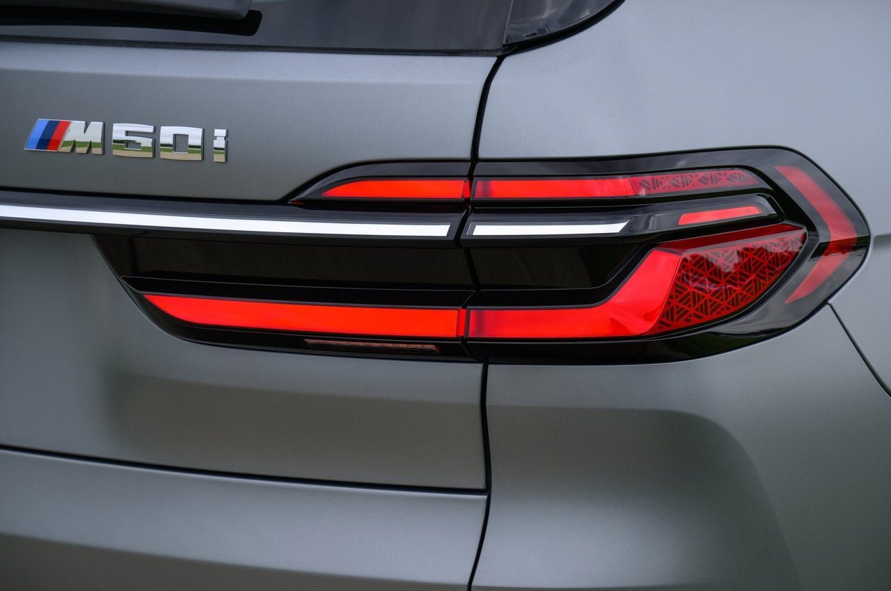 2023 - BMW X7 M60i, foto 199
