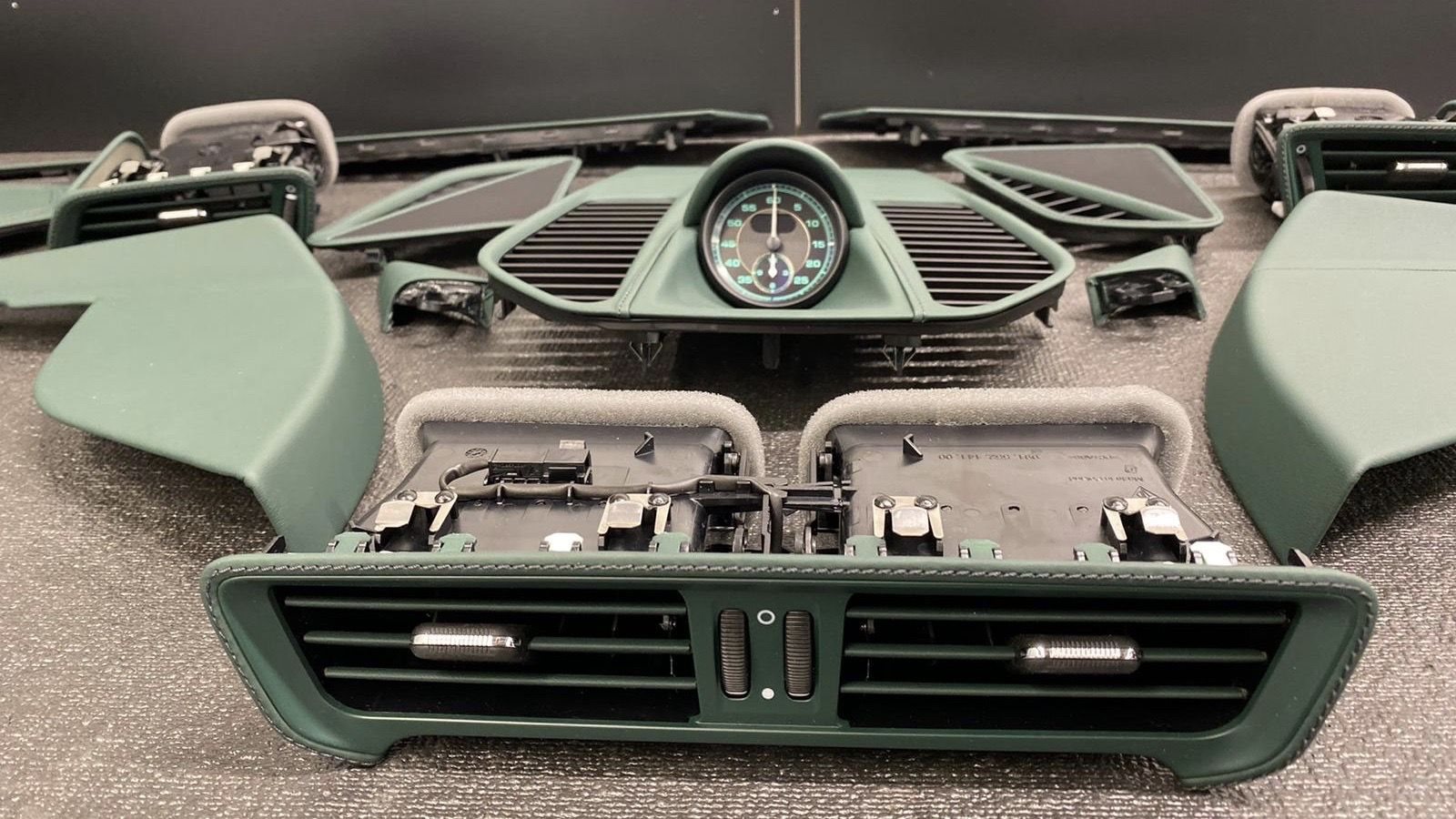PORSCHE 911 SPEEDSTER BREWSTER GREEN, foto 19