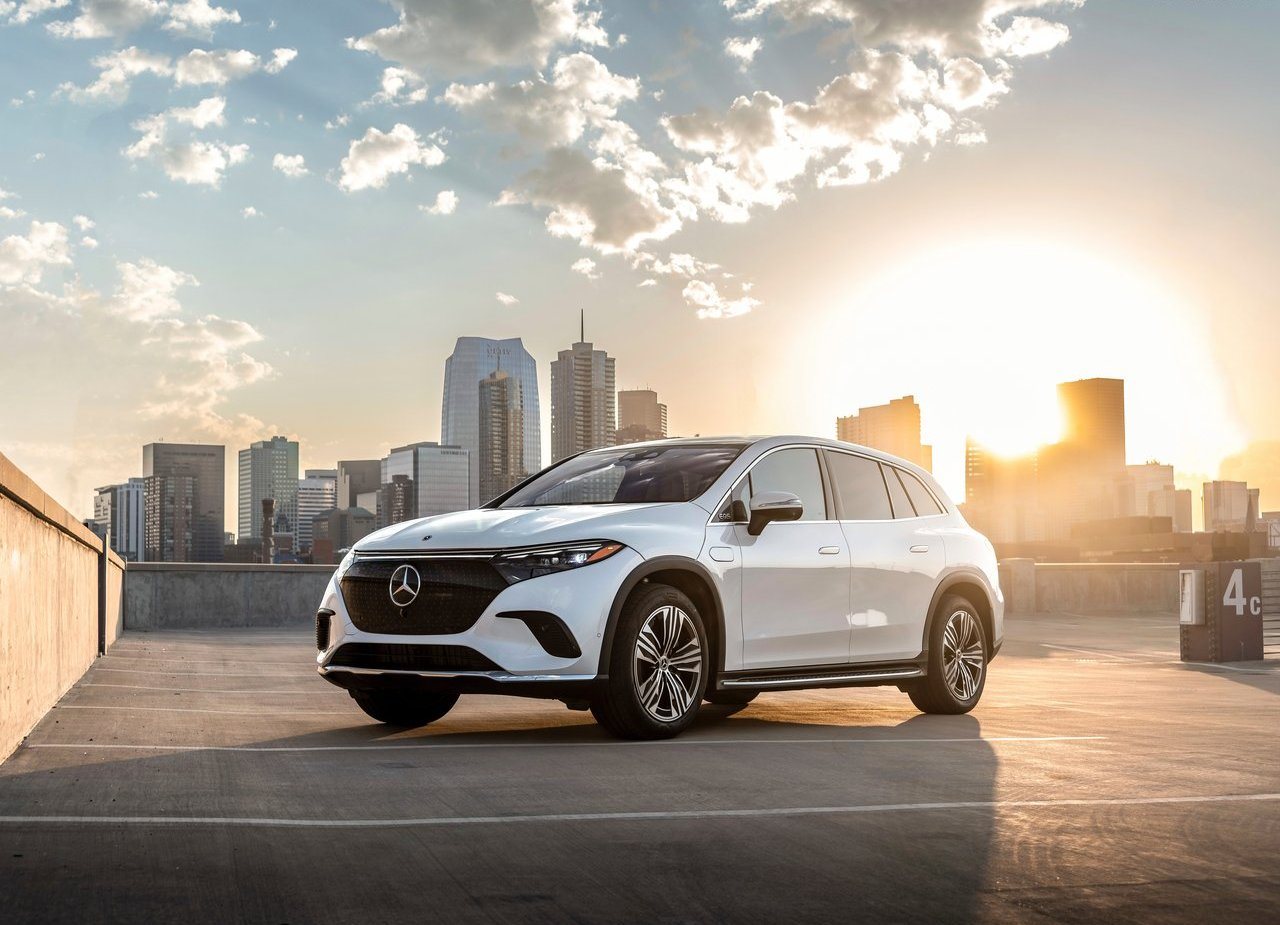 2023 - MERCEDES-BENZ EQS SUV, foto 2