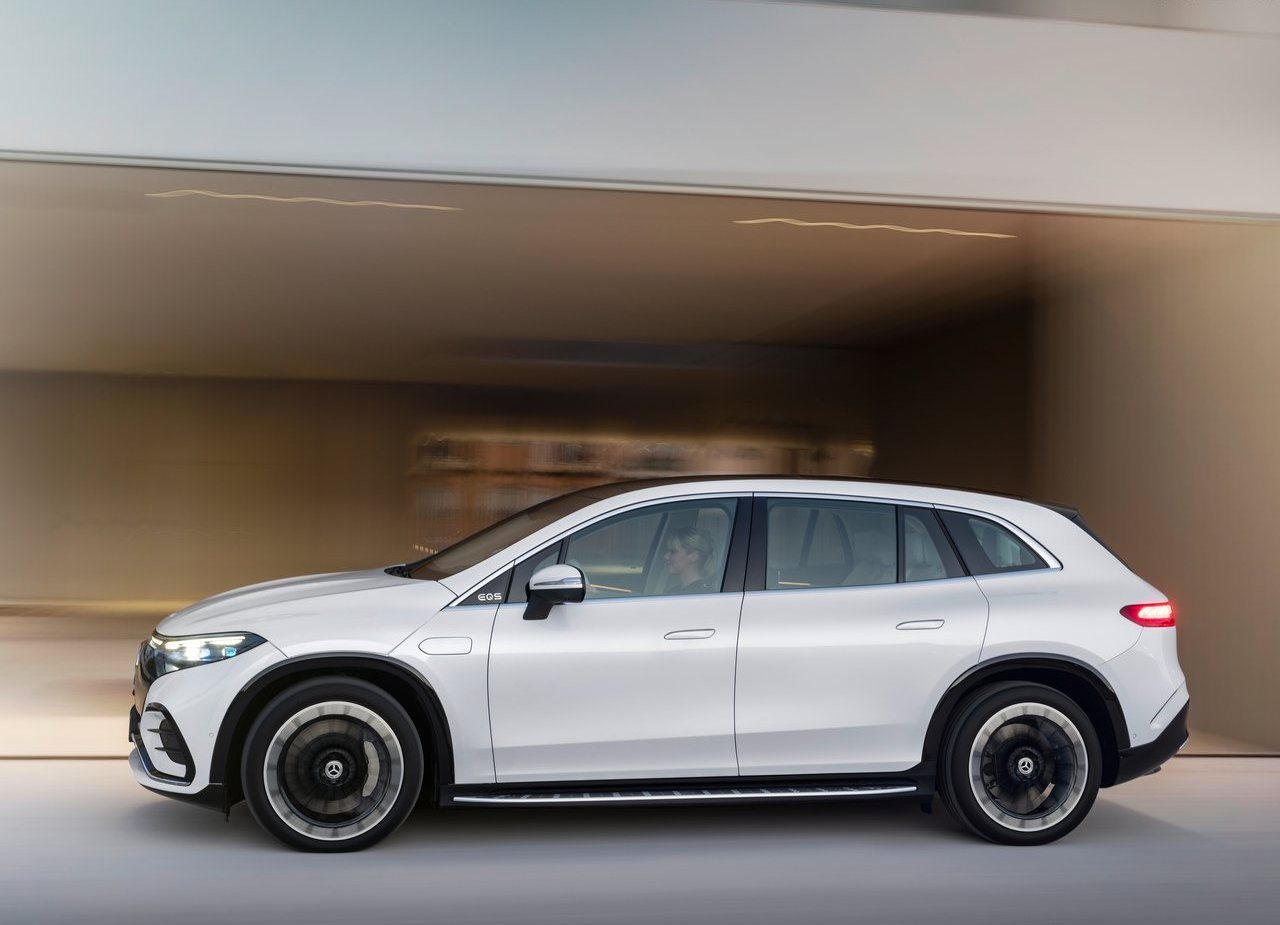 2023 - MERCEDES-BENZ EQS SUV, foto 104